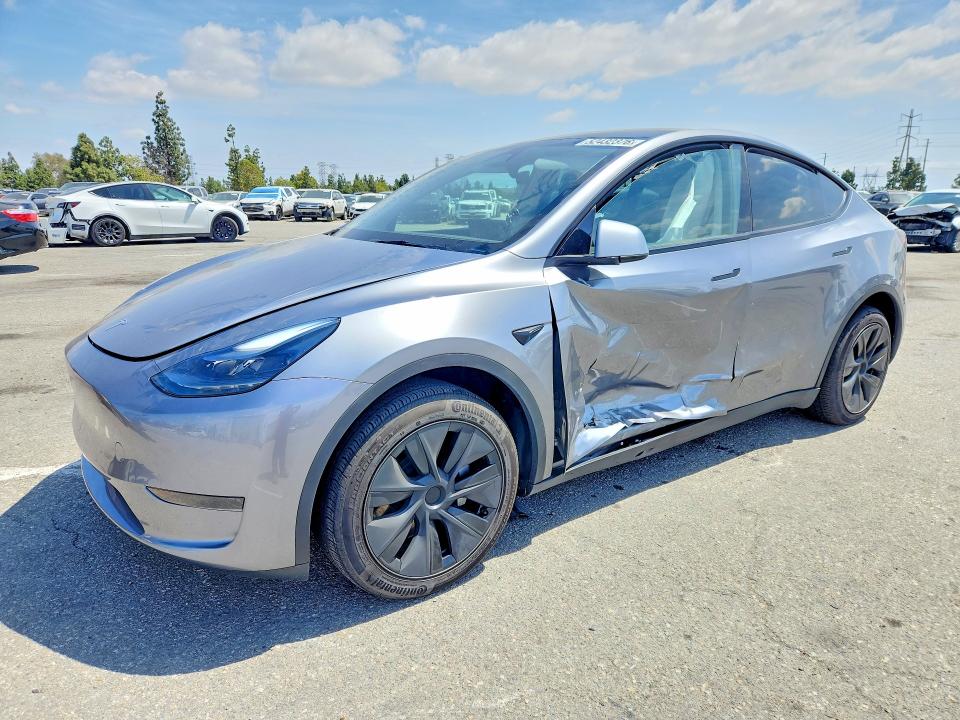 Продажа на аукционе авто 2025 Tesla Model Y, vin: 7SAYGDED7SF313233, номер лота: 52432376