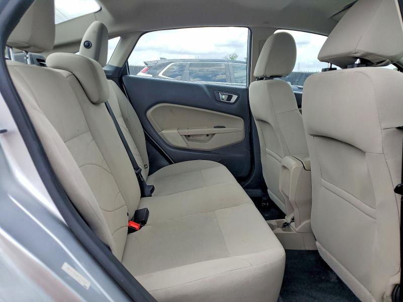 2015 Ford Fiesta მანქანა იყიდება აუქციონზე, vin: 3FADP4BJ7FM171351, აუქციონის ნომერი: 52867496