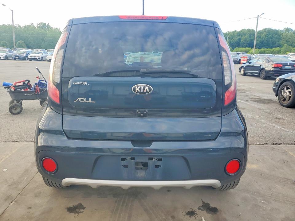 2018 Kia Soul მანქანა იყიდება აუქციონზე, vin: KNDJP3A55J7518562, აუქციონის ნომერი: 51548506