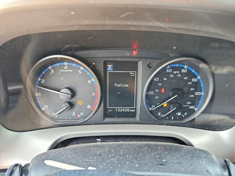 Aukcja sprzedaży 2018 Toyota Rav4, vin: JTMZFREV1JJ166893, numer aukcji: 54878876
