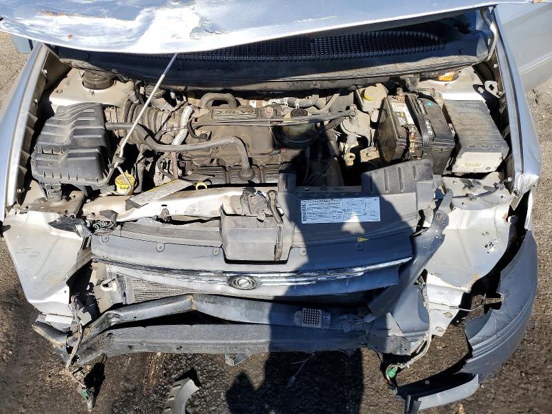 2005 Chrysler Town & Country მანქანა იყიდება აუქციონზე, vin: 2C4GP54L55R439896, აუქციონის ნომერი: 53541106