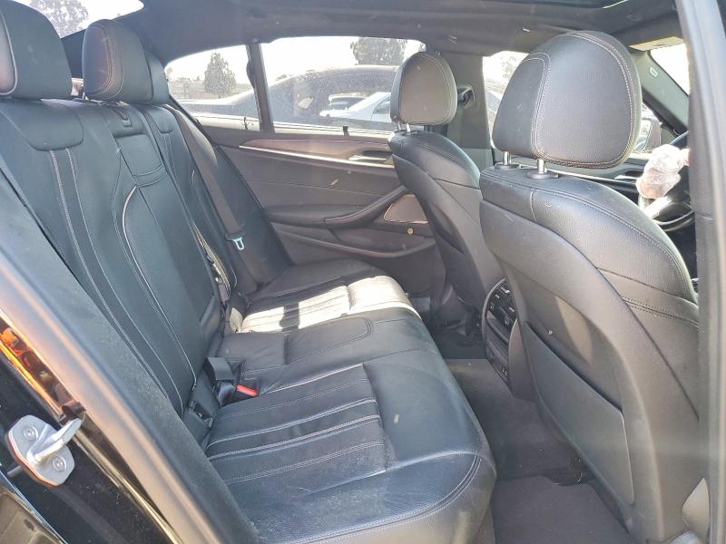 52882146 :رقم المزاد ، WBA53BH07NCJ30003 vin ، 2022 Bmw 530 مزاد بيع