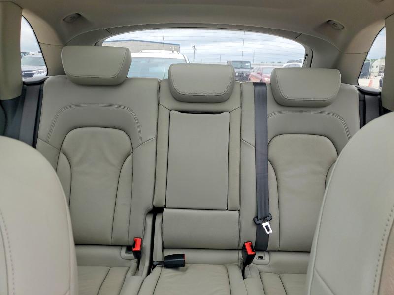 51847586 :رقم المزاد ، WA1LKAFP7AA096099 vin ، 2010 Audi Q5 مزاد بيع