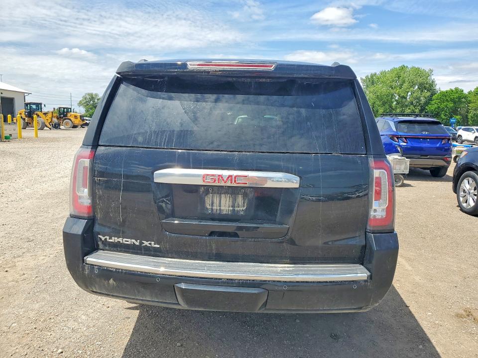 Продажа на аукционе авто 2018 Gmc Yukon Xl, vin: 1GKS2HKJ3JR212271, номер лота: 53528476