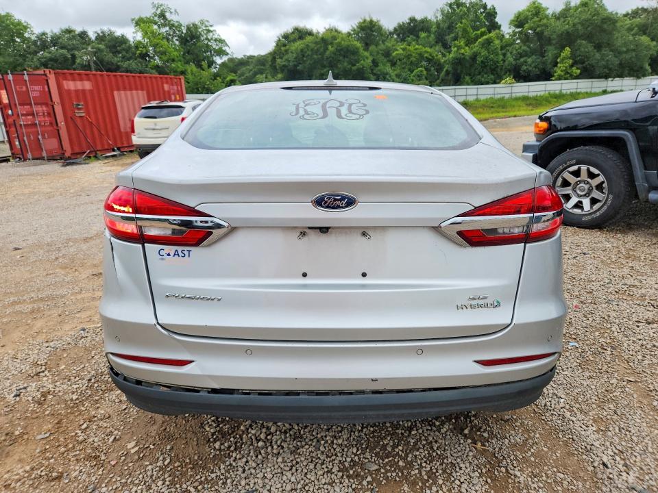 54695966 :رقم المزاد ، 3FA6P0LU4KR274220 vin ، 2019 Ford Fusion مزاد بيع