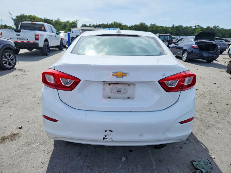 Продаж на аукціоні авто 2017 Chevrolet Cruze, vin: 1G1BE5SM8H7250864, номер лоту: 52383216