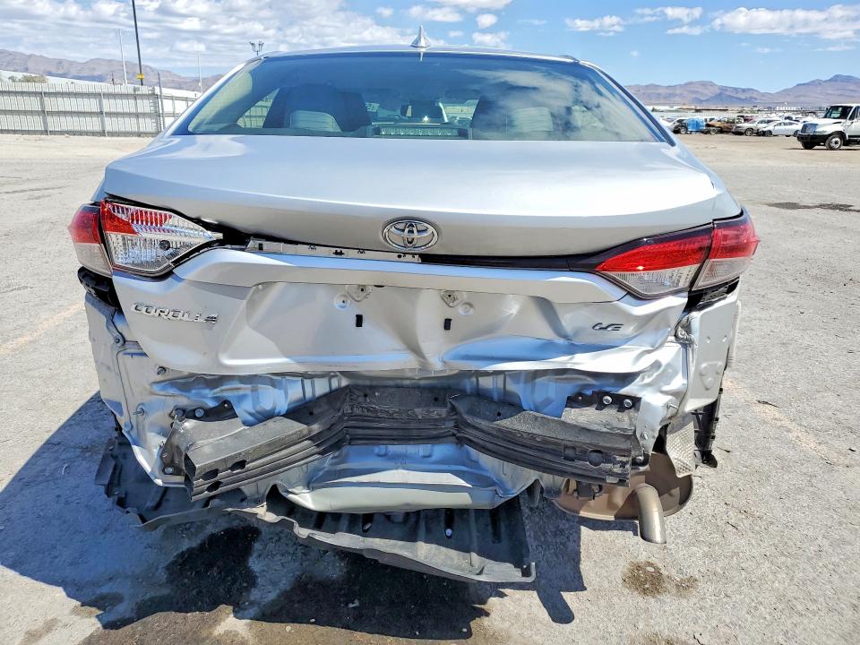 52212526 :رقم المزاد ، JTDEPMAE4MJ136960 vin ، 2021 Toyota Corolla مزاد بيع