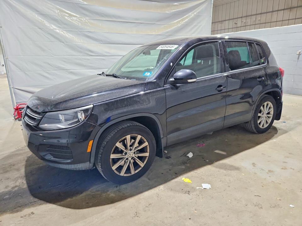 54054646 :رقم المزاد ، WVGBV3AXXEW551740 vin ، 2014 Volkswagen Tiguan مزاد بيع