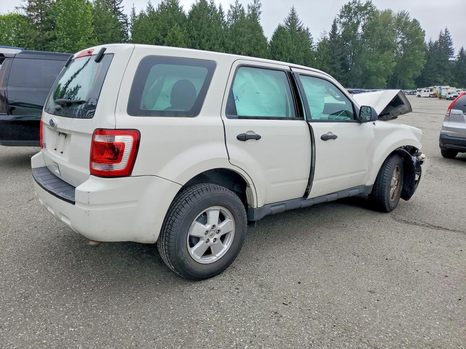 2012 Ford Escape მანქანა იყიდება აუქციონზე, vin: 1FMCU0C78CKC83777, აუქციონის ნომერი: 54526536