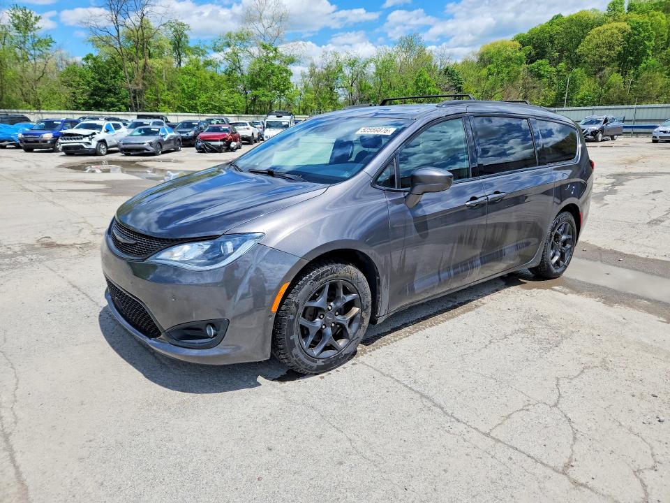 2018 Chrysler Pacifica მანქანა იყიდება აუქციონზე, vin: 2C4RC1BG6JR364865, აუქციონის ნომერი: 52559876