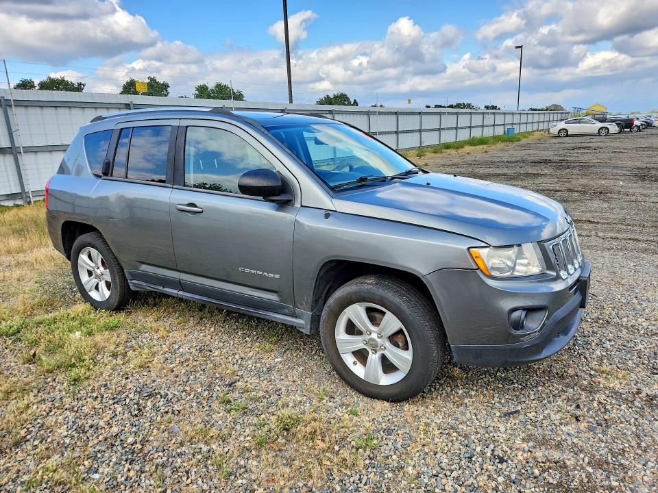 52513826 :رقم المزاد ، 1C4NJCBAXCD665589 vin ، 2012 Jeep Compass مزاد بيع