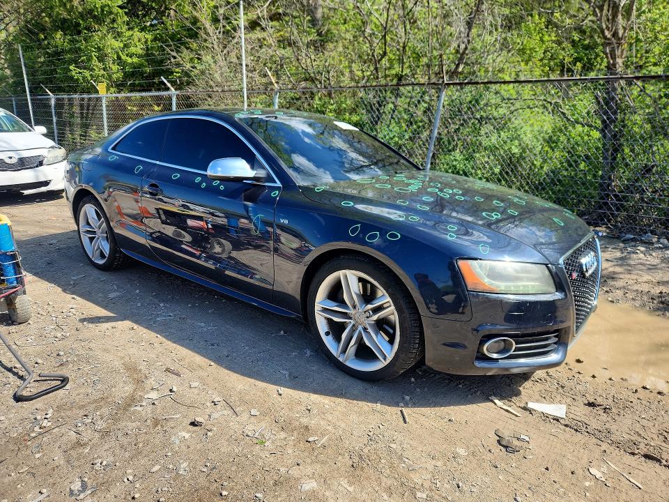 52678036 :رقم المزاد ، WAUCVAFR1CA005794 vin ، 2012 Audi S5 مزاد بيع