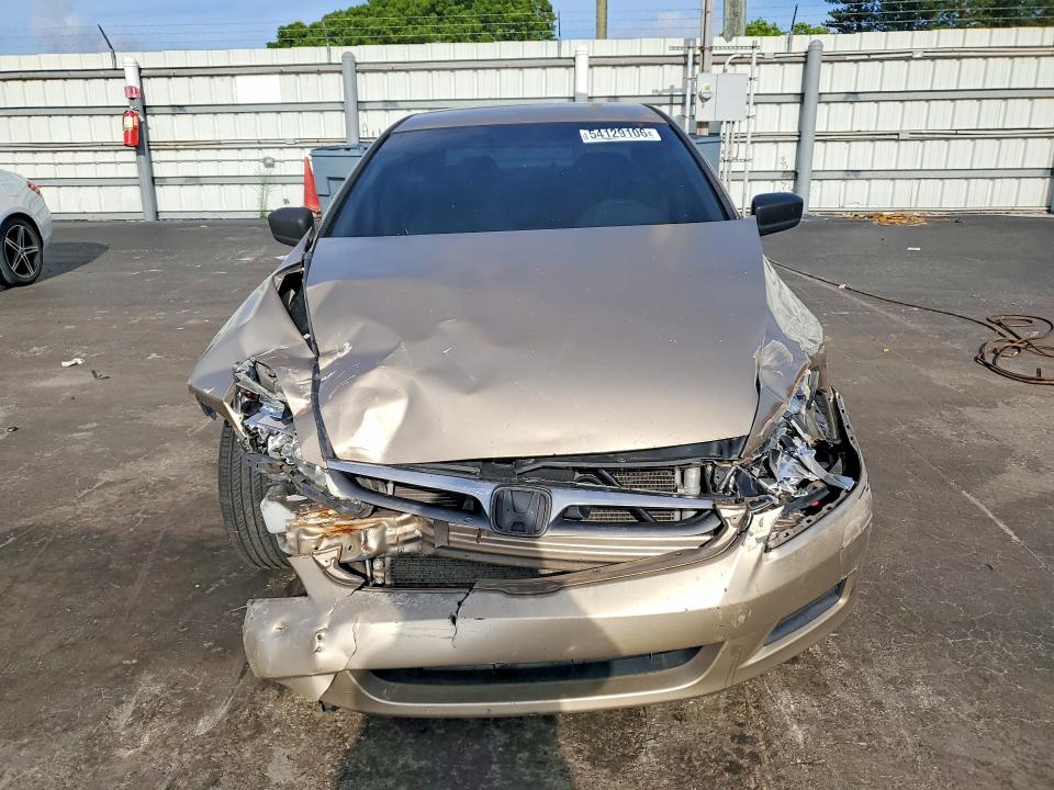 2006 Honda Accord მანქანა იყიდება აუქციონზე, vin: 1HGCM56136A110107, აუქციონის ნომერი: 54129106