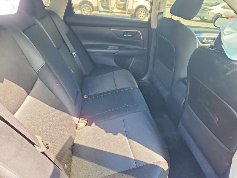 Продажа на аукционе авто 2017 Nissan Altima, vin: 1N4AL3AP8HN334886, номер лота: 54243136
