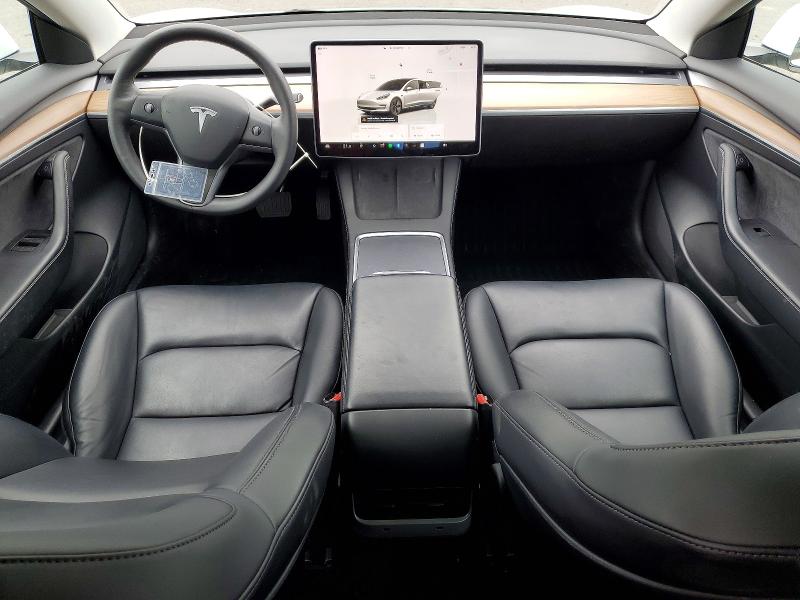 51031586 :رقم المزاد ، 5YJ3E1EBXNF180630 vin ، 2022 Tesla Model 3 مزاد بيع