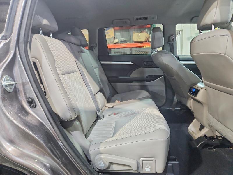 Aukcja sprzedaży 2016 Toyota Highlander, vin: 5TDBKRFH1GS327664, numer aukcji: 55499446
