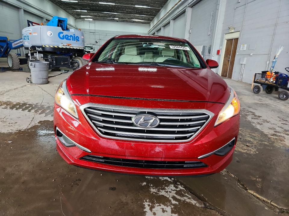 2016 Hyundai Sonata მანქანა იყიდება აუქციონზე, vin: 5NPE24AF9GH261327, აუქციონის ნომერი: 52944426