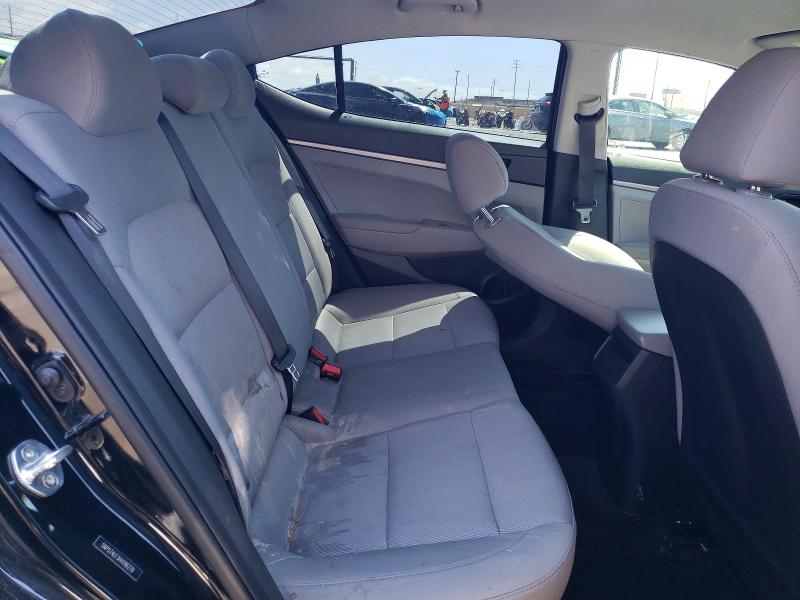 52433516 :رقم المزاد ، 5NPD74LF3HH186278 vin ، 2017 Hyundai Elantra مزاد بيع
