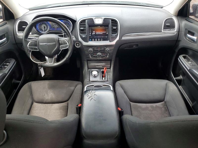 53570396 :رقم المزاد ، 2C3CCAAG8LH168656 vin ، 2020 Chrysler 300 مزاد بيع