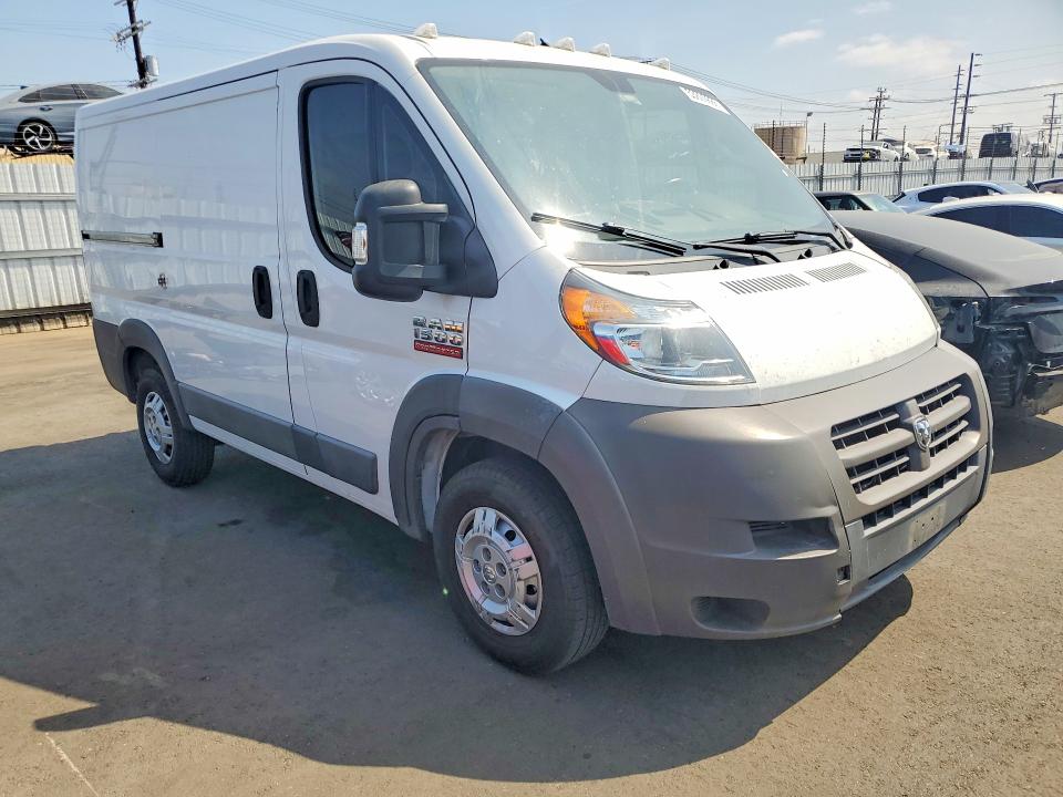 53600666 :رقم المزاد ، 3C6TRVNG3JE100244 vin ، 2018 Ram Promaster 1500 مزاد بيع
