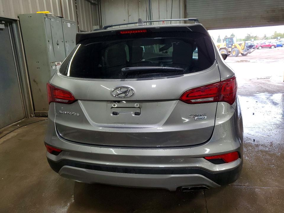 Продаж на аукціоні авто 2018 Hyundai Santa Fe Sport, vin: 5NMZUDLB9JH055693, номер лоту: 52130236
