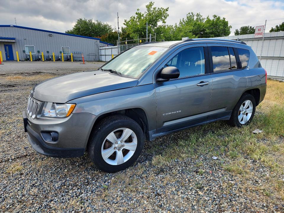 52513826 :رقم المزاد ، 1C4NJCBAXCD665589 vin ، 2012 Jeep Compass مزاد بيع