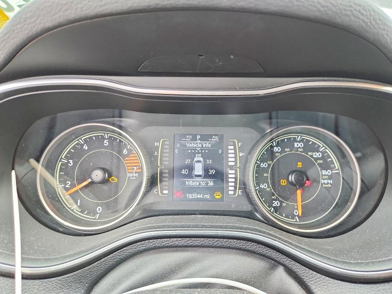 52316026 :رقم المزاد ، 1C4PJMLB5KD432028 vin ، 2019 Jeep Cherokee مزاد بيع