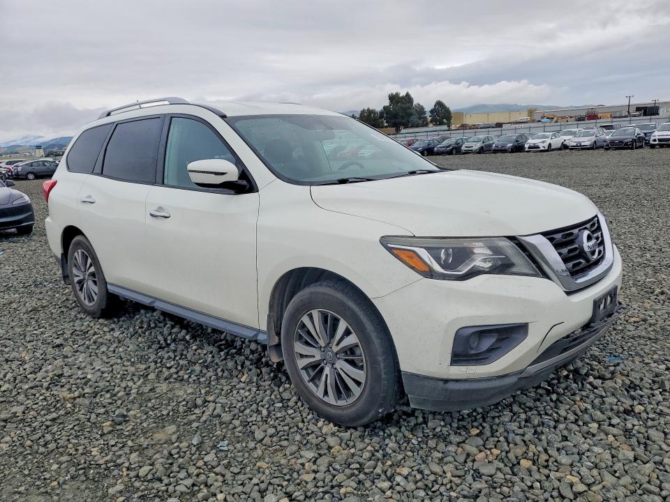 52259116 :رقم المزاد ، 5N1DR2MM4HC619657 vin ، 2017 Nissan Pathfinder مزاد بيع