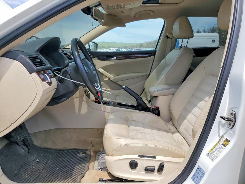 53263836 :رقم المزاد ، 1VWCN7A39DC073742 vin ، 2013 Volkswagen Passat مزاد بيع