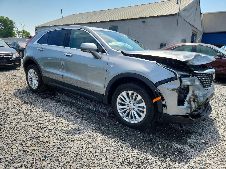 2024 Cadillac Xt4 მანქანა იყიდება აუქციონზე, vin: 1GYFZBR49RF107781, აუქციონის ნომერი: 54263426