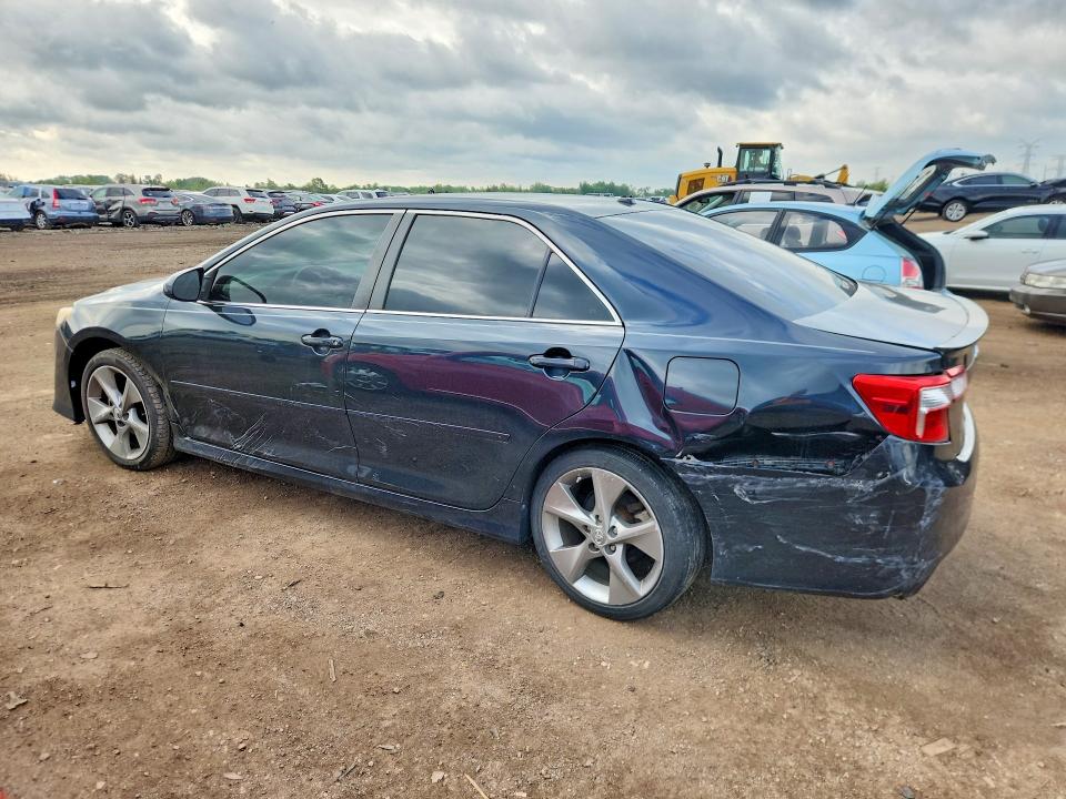 53962266 :رقم المزاد ، 4T1BK1FK2EU540284 vin ، 2014 Toyota Camry مزاد بيع