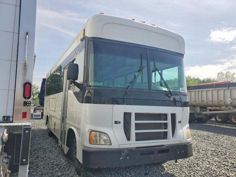 54432476 :رقم المزاد ، 4UZADEDT1DCFF1403 vin ، 2013 Freightliner Chassis مزاد بيع