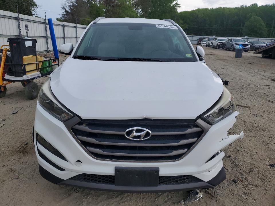 2016 Hyundai Tucson მანქანა იყიდება აუქციონზე, vin: KM8J33A29GU157327, აუქციონის ნომერი: 52744706