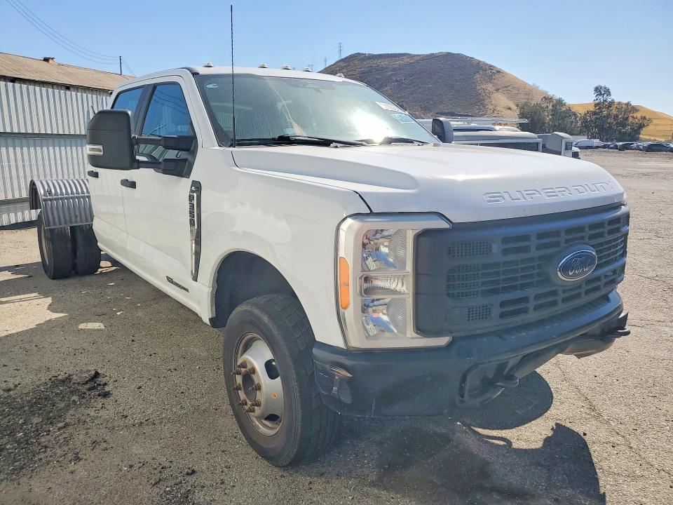53120276 :رقم المزاد ، 1FT8W3DT5PEC22151 vin ، 2023 Ford F350 مزاد بيع