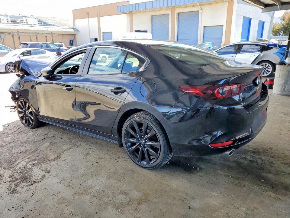 2024 Mazda Mazda 3 მანქანა იყიდება აუქციონზე, vin: 3MZBPABM8RM428741, აუქციონის ნომერი: 55062176