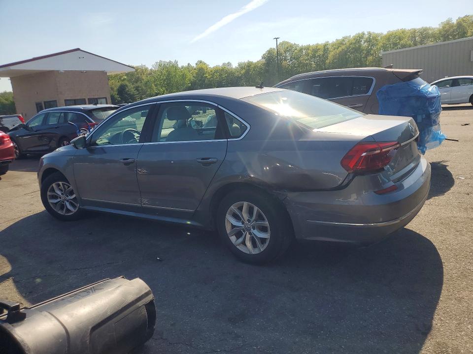 54092916 :رقم المزاد ، 1VWAT7A38HC000574 vin ، 2017 Volkswagen Passat R-line Automa مزاد بيع