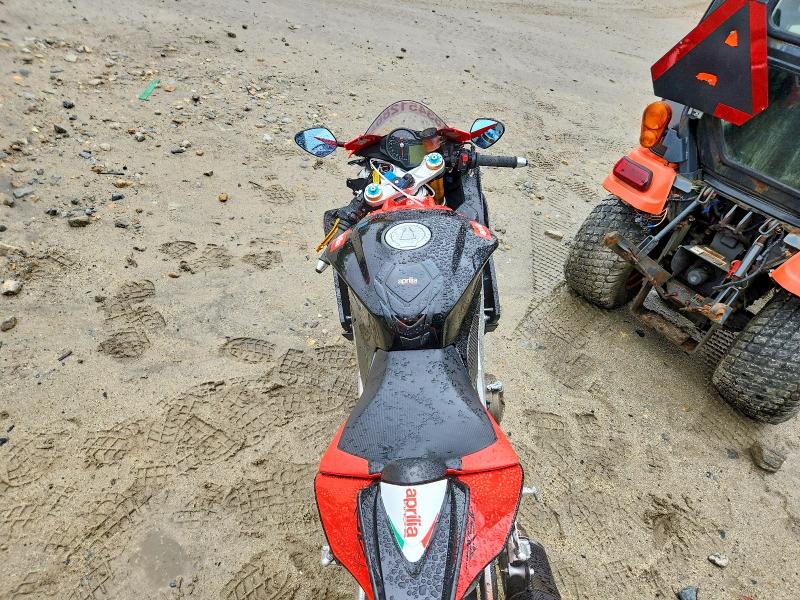 53451286 :رقم المزاد ، ZD4RKU027DS000070 vin ، 2013 Aprilia Rsv4 مزاد بيع