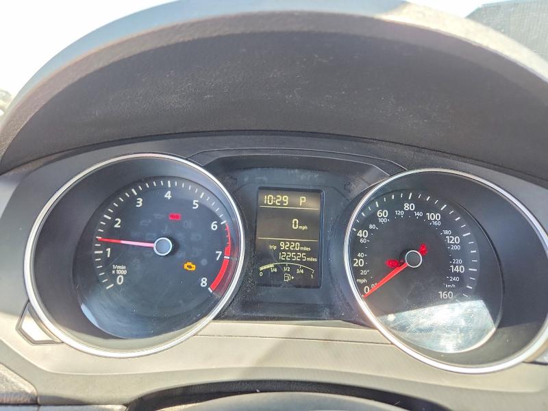 52368796 :رقم المزاد ، 3VW267AJ9GM205537 vin ، 2016 Volkswagen Jetta مزاد بيع