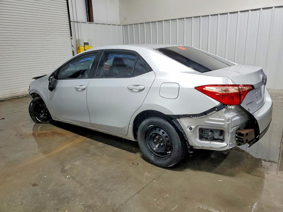 2018 Toyota Corolla მანქანა იყიდება აუქციონზე, vin: 2T1BURHE5JC058467, აუქციონის ნომერი: 49393206