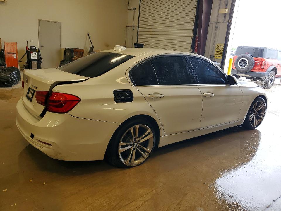 Продаж на аукціоні авто 2018 Bmw 330, vin: WBA8B9C51JEE82667, номер лоту: 51907866