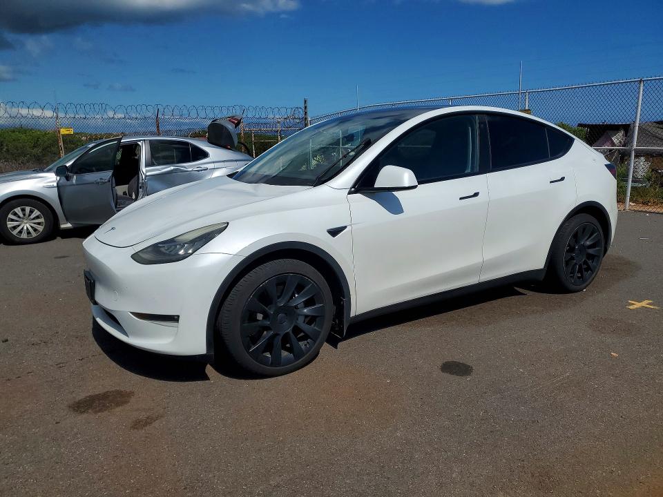 Продажа на аукционе авто 2021 Tesla Model Y, vin: 5YJYGAEE4MF251037, номер лота: 52575406