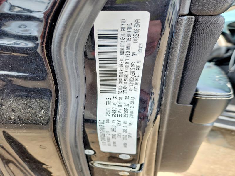52329856 :رقم المزاد ، 1C4PJMCS5EW220075 vin ، 2014 Jeep Cherokee مزاد بيع