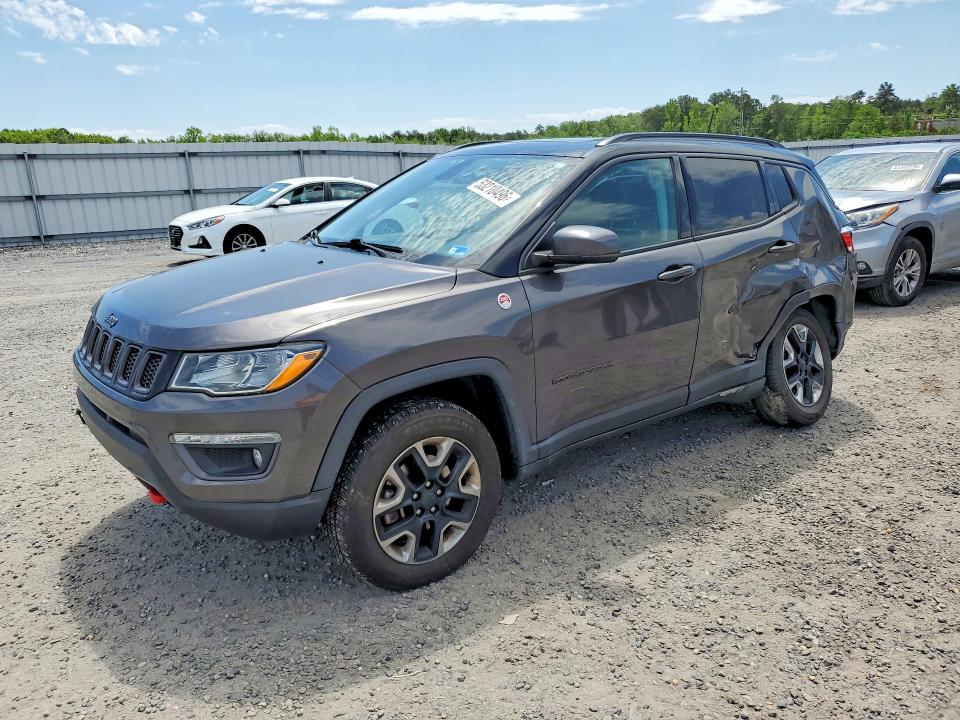 53210496 :رقم المزاد ، 3C4NJDDB8HT689497 vin ، 2017 Jeep Compass مزاد بيع