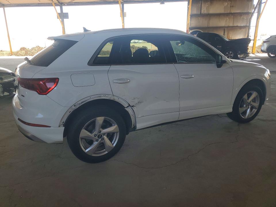 53026516 :رقم المزاد ، WA1AECF36K1076483 vin ، 2019 Audi Q3 مزاد بيع