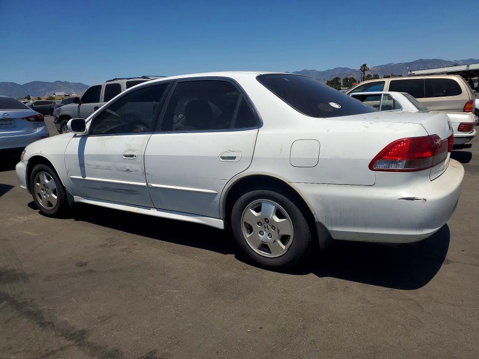 Продажа на аукционе авто 2002 Honda Accord, vin: 1HGCG16572A058610, номер лота: 53946786