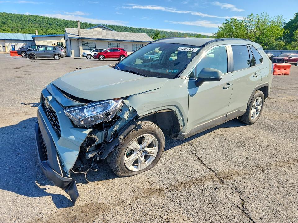 Auction sale of the 2021 Toyota Rav4, vin: 2T3W1RFVXMW150732, lot number: 54322976