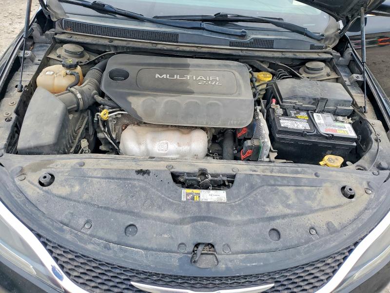 52623456 :رقم المزاد ، 1C3CCCAB3FN695502 vin ، 2015 Chrysler 200 مزاد بيع