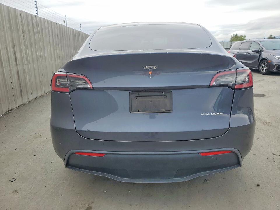 52263436 :رقم المزاد ، 7SAYGDEE2PF643958 vin ، 2023 Tesla Model Y مزاد بيع