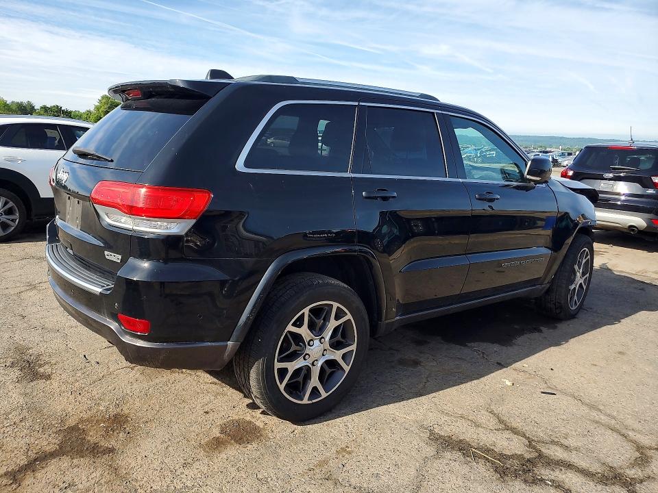 54390386 :رقم المزاد ، 1C4RJFBT3JC167094 vin ، 2018 Jeep Grand Cherokee مزاد بيع