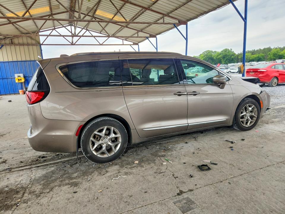 Продажа на аукционе авто 2017 Chrysler Pacifica, vin: 2C4RC1GG8HR638084, номер лота: 53182176